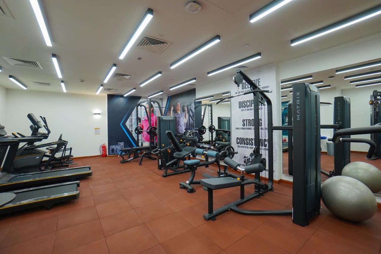 The Grand Lux Hotel Dauhá Exteriér fotografie The gym at the hotel